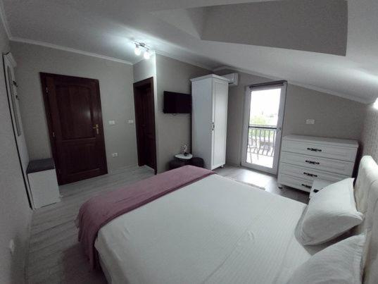 Casa Leahu Bed & Breakfast Băile 1. Mai Eksteriør bilde
